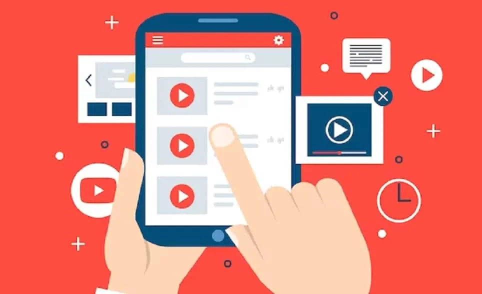Imagem de alguém acessando o YouTube do smartphone